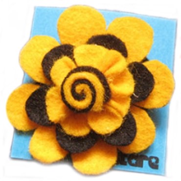 Flor petalos amarillo-negro